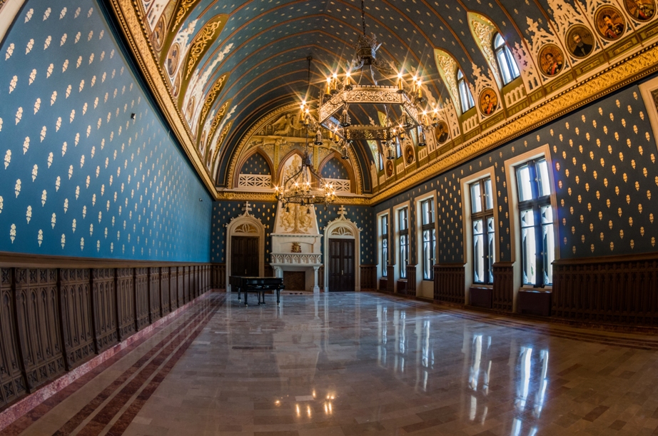 palatul culturii Iasi interior 