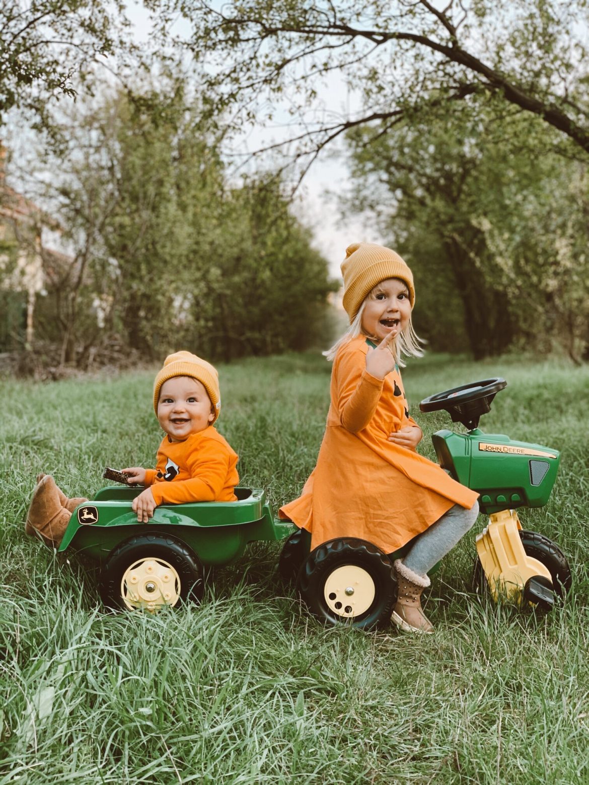 rsz_tricicleta_cu_volan_pedale_si_remorca_jucarii_de_exterior_rolly_toys__2